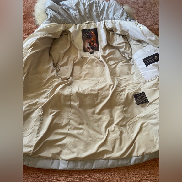 SOLD🛍️🛍️🛍️down jacket - Picture 9 of 9